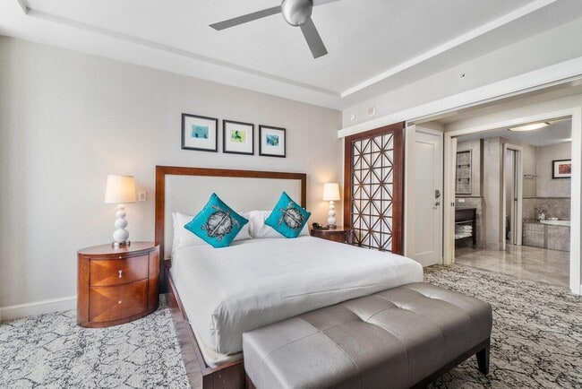 Building Photo - 3800 N Ocean Dr