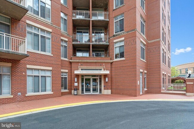 Building Photo - 4480 Market Commons Dr