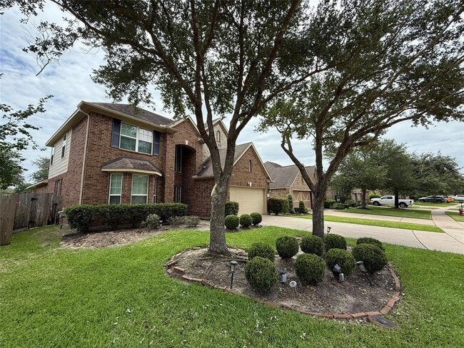 Building Photo - 6165 Bridgewater Ln