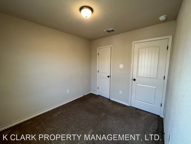 Building Photo - 3 br, 2.5 bath House - 6012 JAX WAY #103