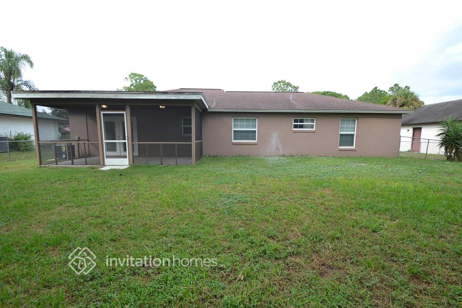 Building Photo - 1648 Raymore St NW