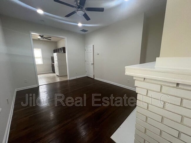 Building Photo - 1366 Clermont Ave