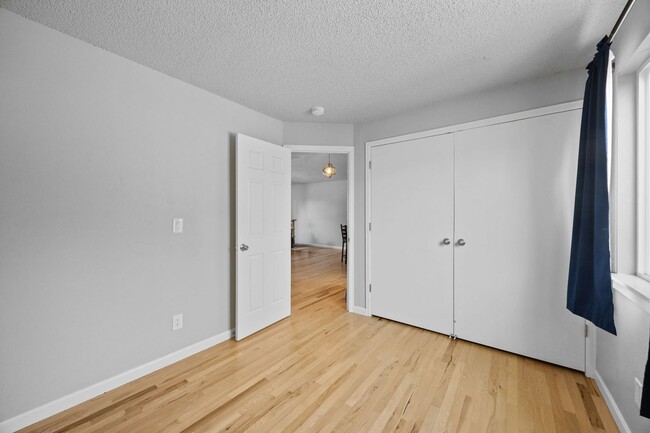 Building Photo - 4485 S Pagosa Cir
