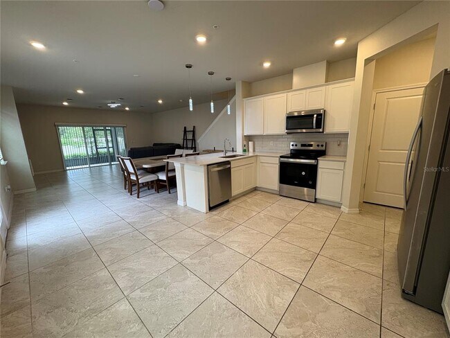 Building Photo - 3606 Oceanic Cv