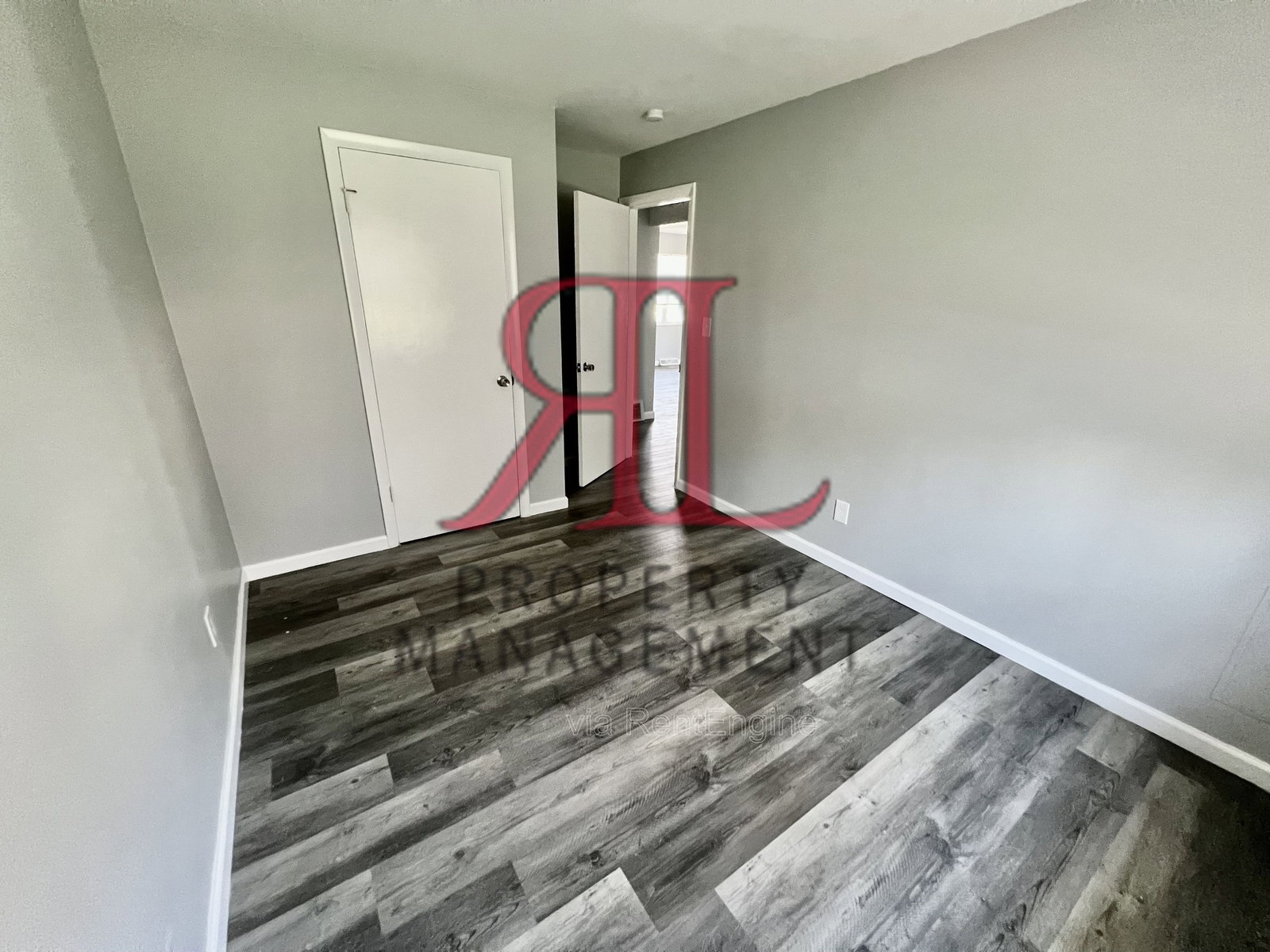 Building Photo - 2980 Reis Ave