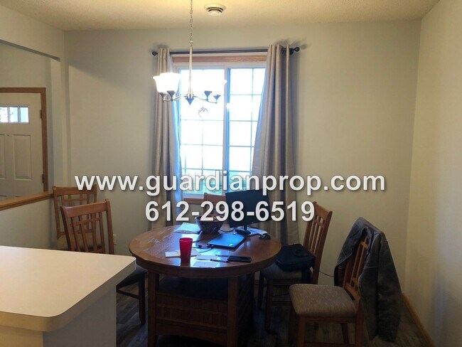 Building Photo - End Unit Townhouse Available December 1, O...