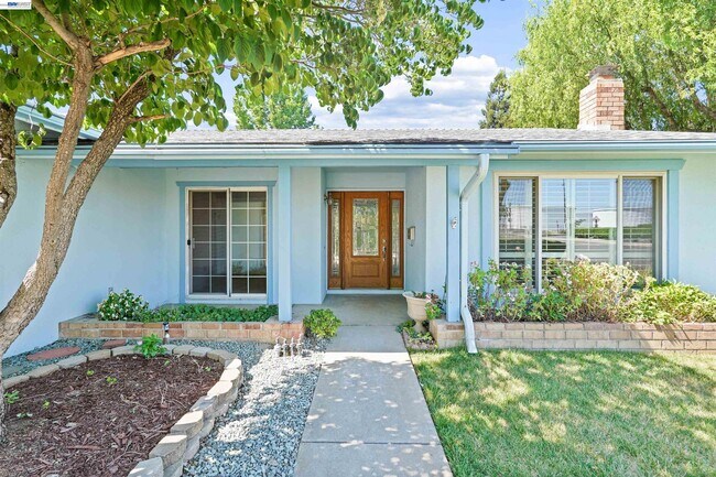 Building Photo - 9699 Rudway Ct