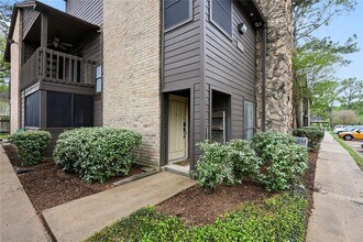 Building Photo - 12755 Mill Ridge Dr