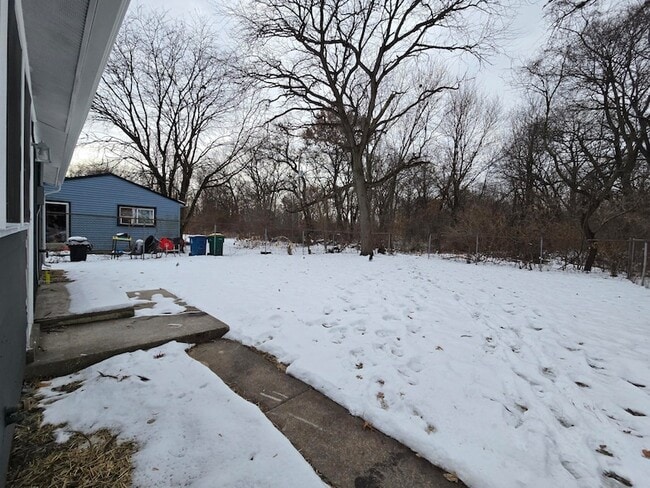 Building Photo - 1044 Hobart St