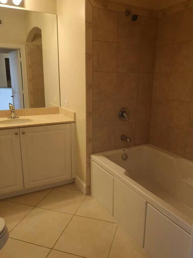 Building Photo - 1660 Renaissance Commons Blvd