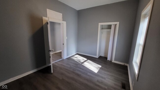 Building Photo - 1122 S Dearborn St