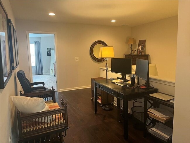 Building Photo - 5545 Bright Cross Wy