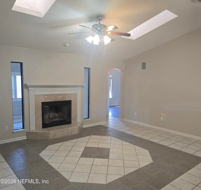 Building Photo - 148 Dover Bluff Dr