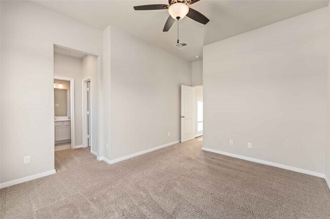 Building Photo - 2947 Hbr Spg Wy