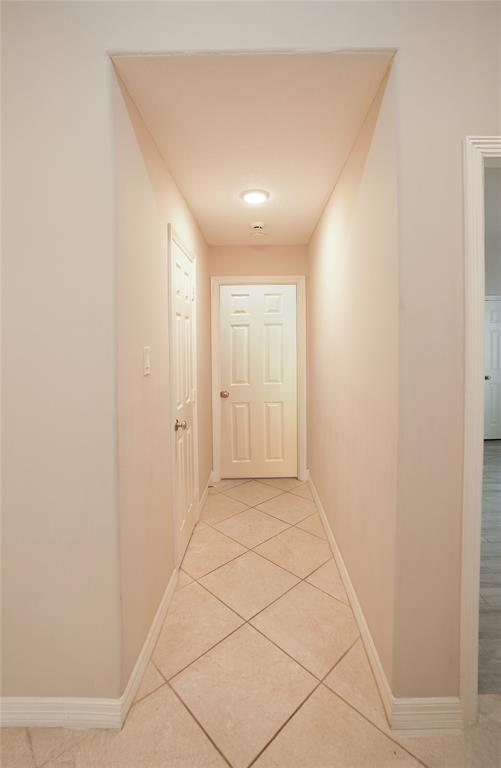 Building Photo - 14106 Glen Canon Ln