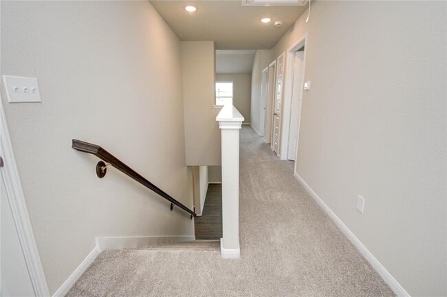Building Photo - 8411 Baywatch Cir