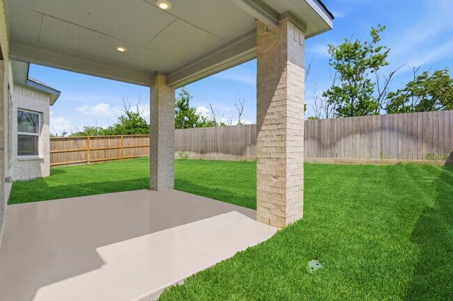 Building Photo - 5403 Kingdom Heights Blvd