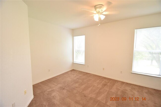 Building Photo - 5511 Legacy Crescent Pl
