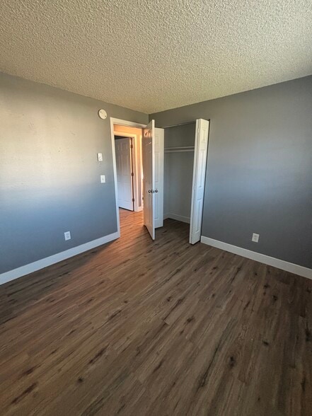 Building Photo - 1109 E 30th St