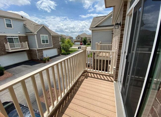 Building Photo - 2873 Henley Ln