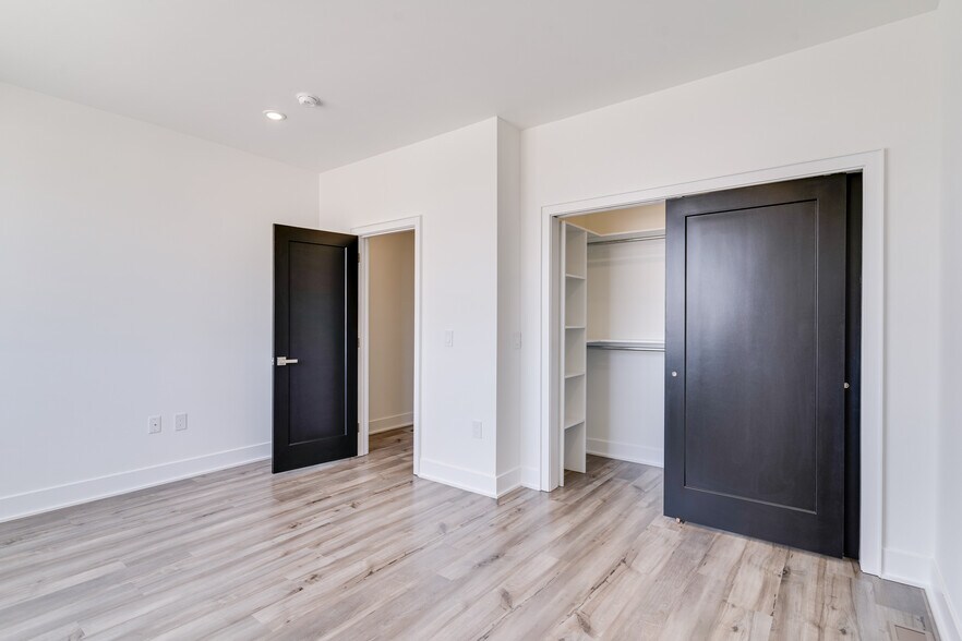 Building Photo - 2603 E Boston St