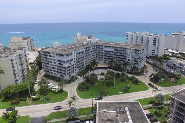 Building Photo - 3545 S Ocean Blvd