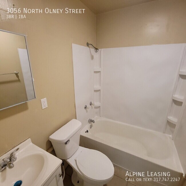 Building Photo - 3056 N Olney St