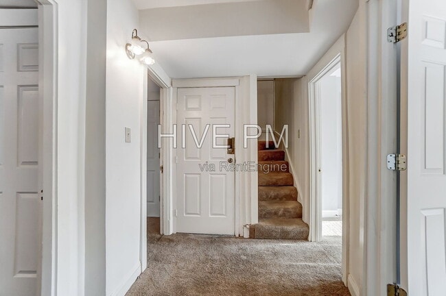 Building Photo - 3246 Linwood Ave