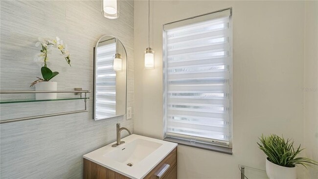 Building Photo - 2506 Formosa Ave