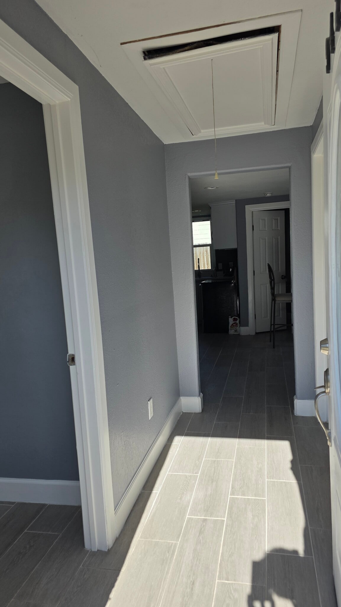 Building Photo - 9426 Sandra St