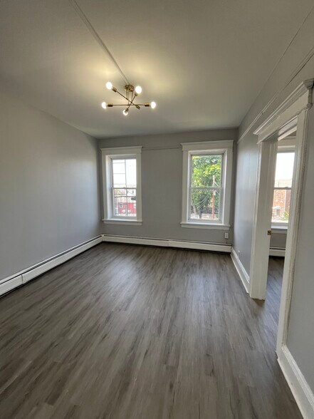 Living room - 1595 John F Kennedy Blvd