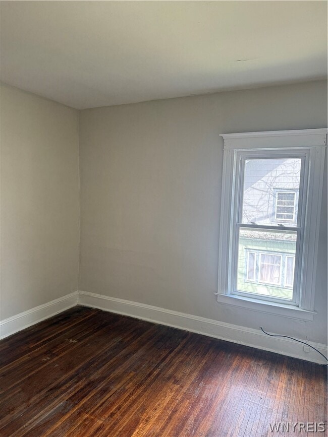 Building Photo - 238 Oxford Ave