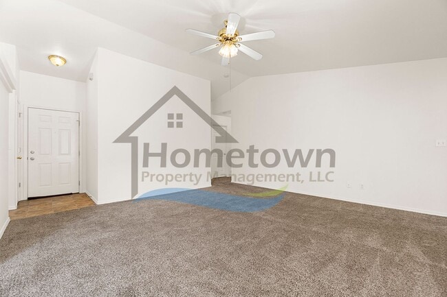 Building Photo - 3 Bedroom 2 Bathroom Home with Attached 2 ...