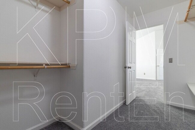 Building Photo - 3937 Kimball Ln