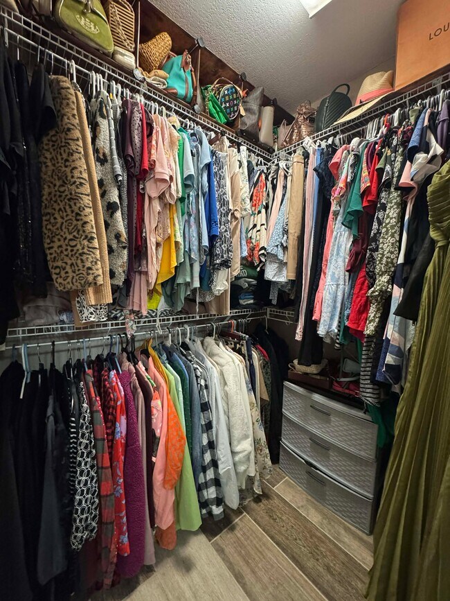 Building Photo - 61 Boulder Dr