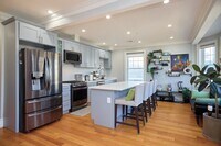 Building Photo - 23-25-25 Bowdoin Ave