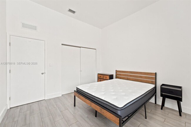 Building Photo - 1544 NW 59th St