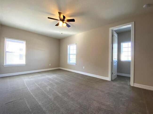 Building Photo - 11316 Lemon Lake Blvd
