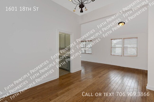 Building Photo - 1601 18th St