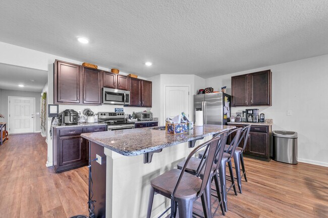 Building Photo - 507 Merganser Way