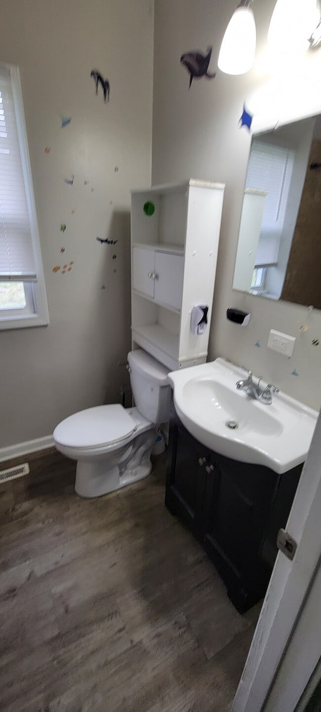 Building Photo - 1572 Polk St