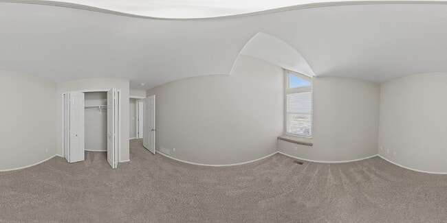 Building Photo - $2,620.95 with $300 off the first month's rent, 5 Beds - 3.5 Bath, Single Family Home in Colorado...