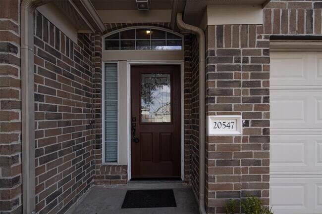 Building Photo - 20547 Upland Fair Ln