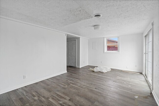 Building Photo - 4068 Boyd Dr