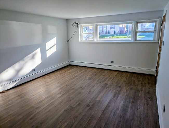 Building Photo - 1616 N 17th Ave