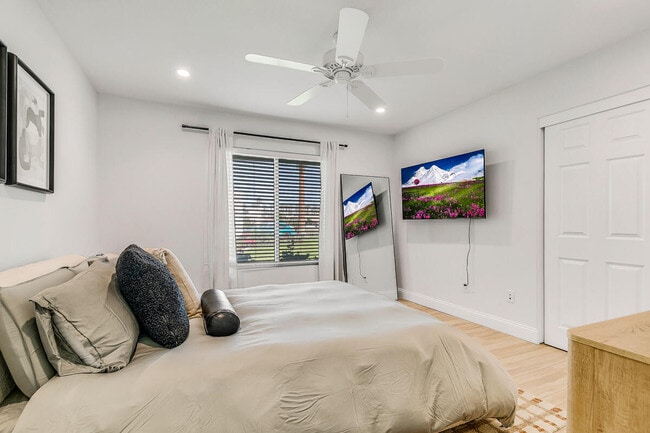 Building Photo - 45455 Crow Cir