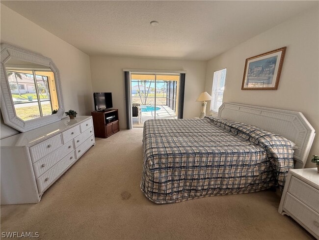 Building Photo - 3737 SW 12th Pl