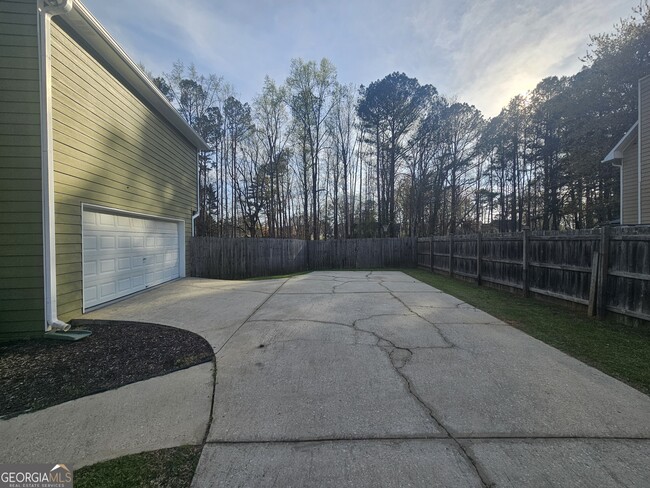 Building Photo - 24 Springfield Dr