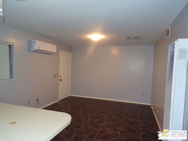 Building Photo - 32388 Hopi Cir