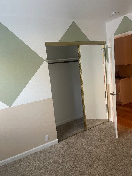 Building Photo - 1204 Woodflower Way